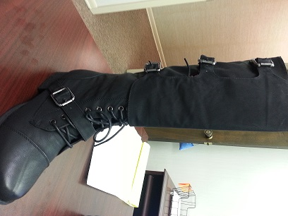 Illustration for article titled Anyone want a free pair of boots?